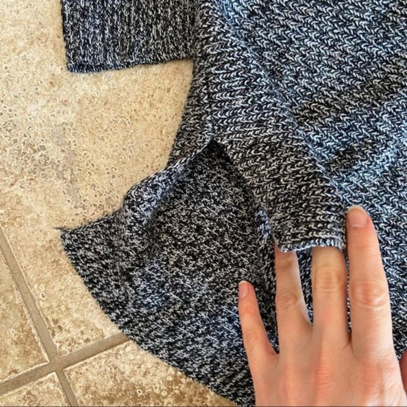 Jones New York Sweater - Picture 4 of 4